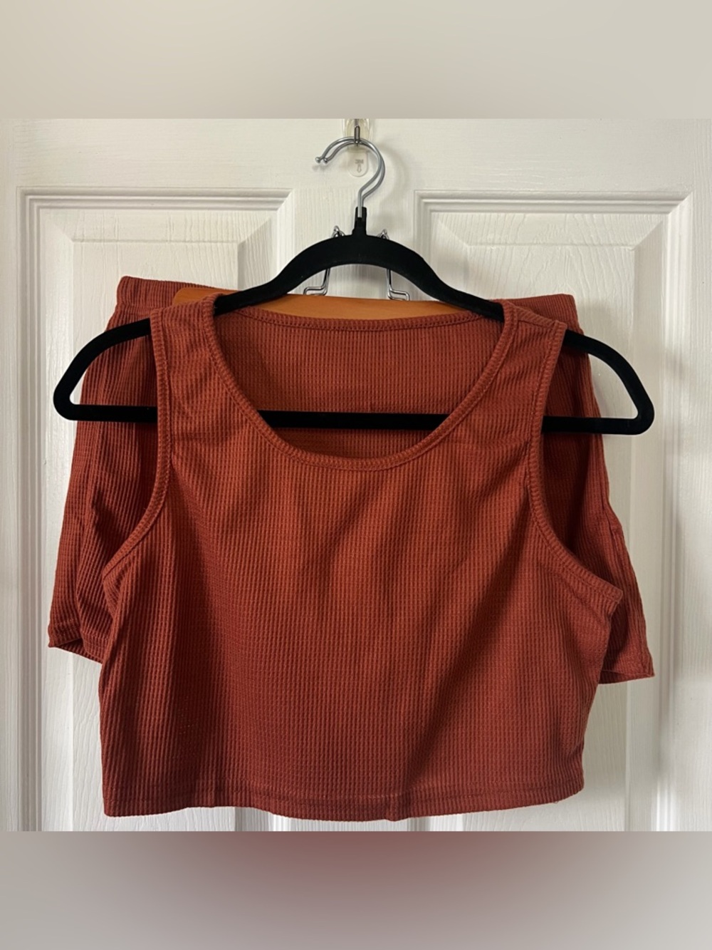 maroon sleep set